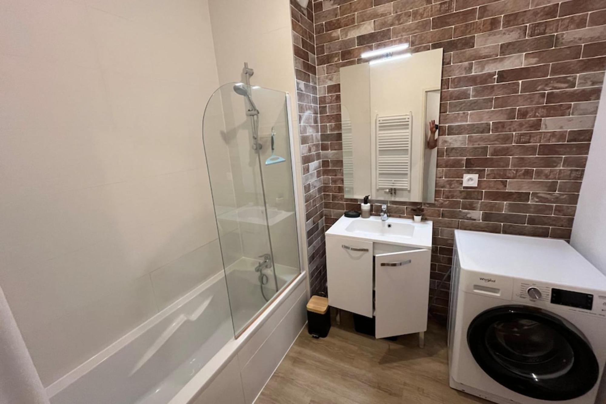 3-bedroom With Spacious Balcony Appartement