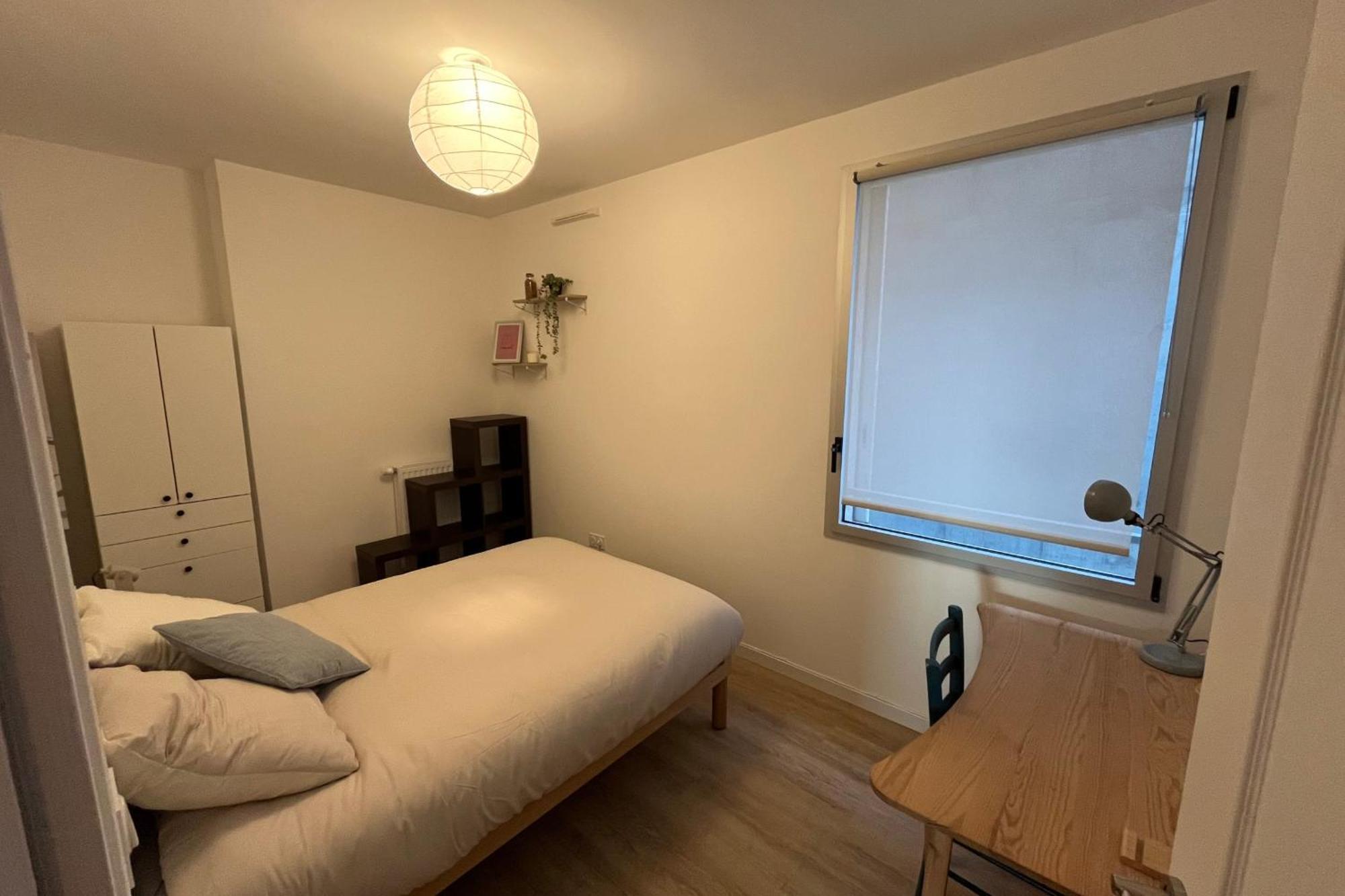 3-bedroom With Spacious Balcony Appartement *