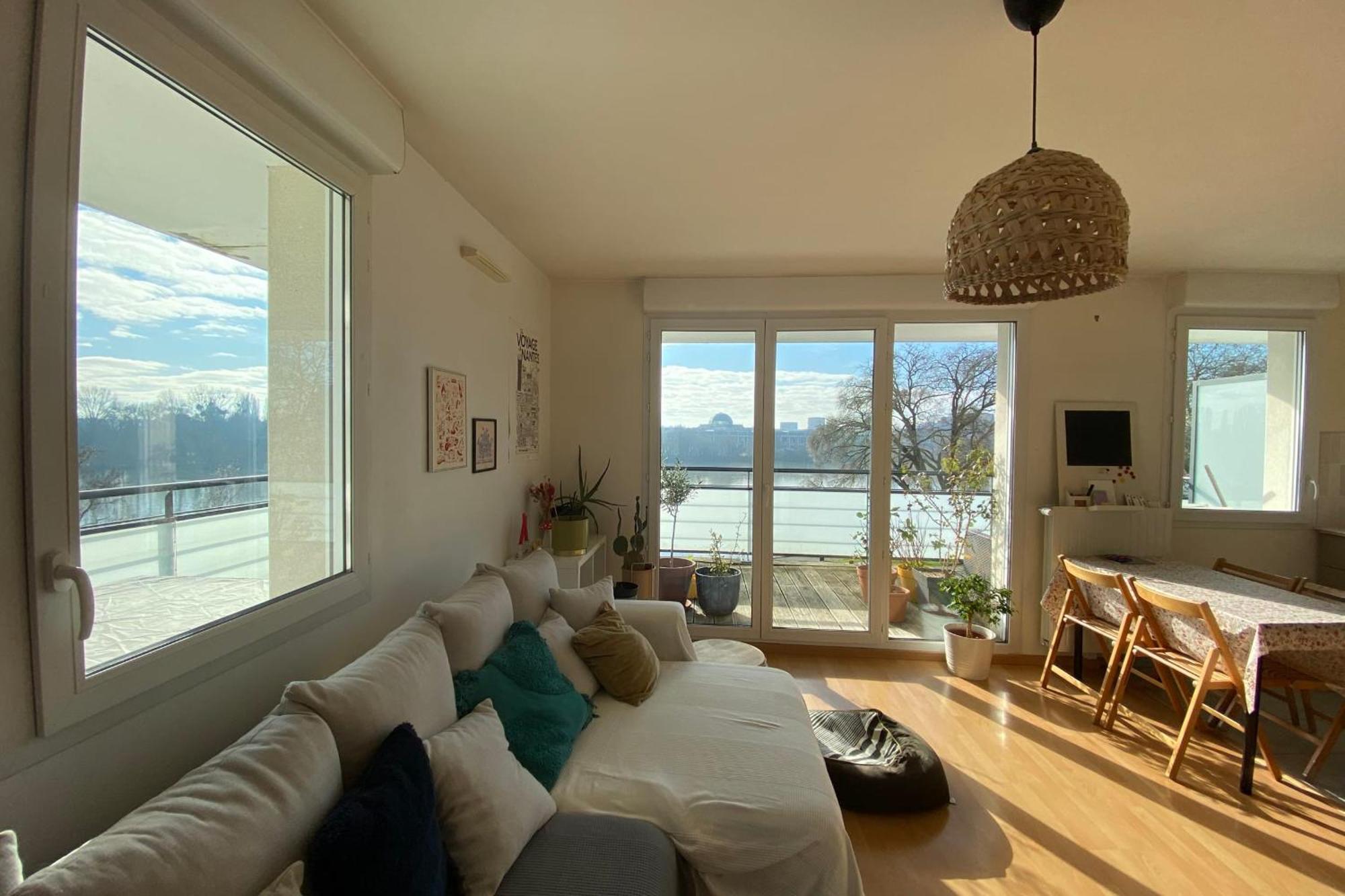 Two-bedroom With Balcony Appartement Nantes