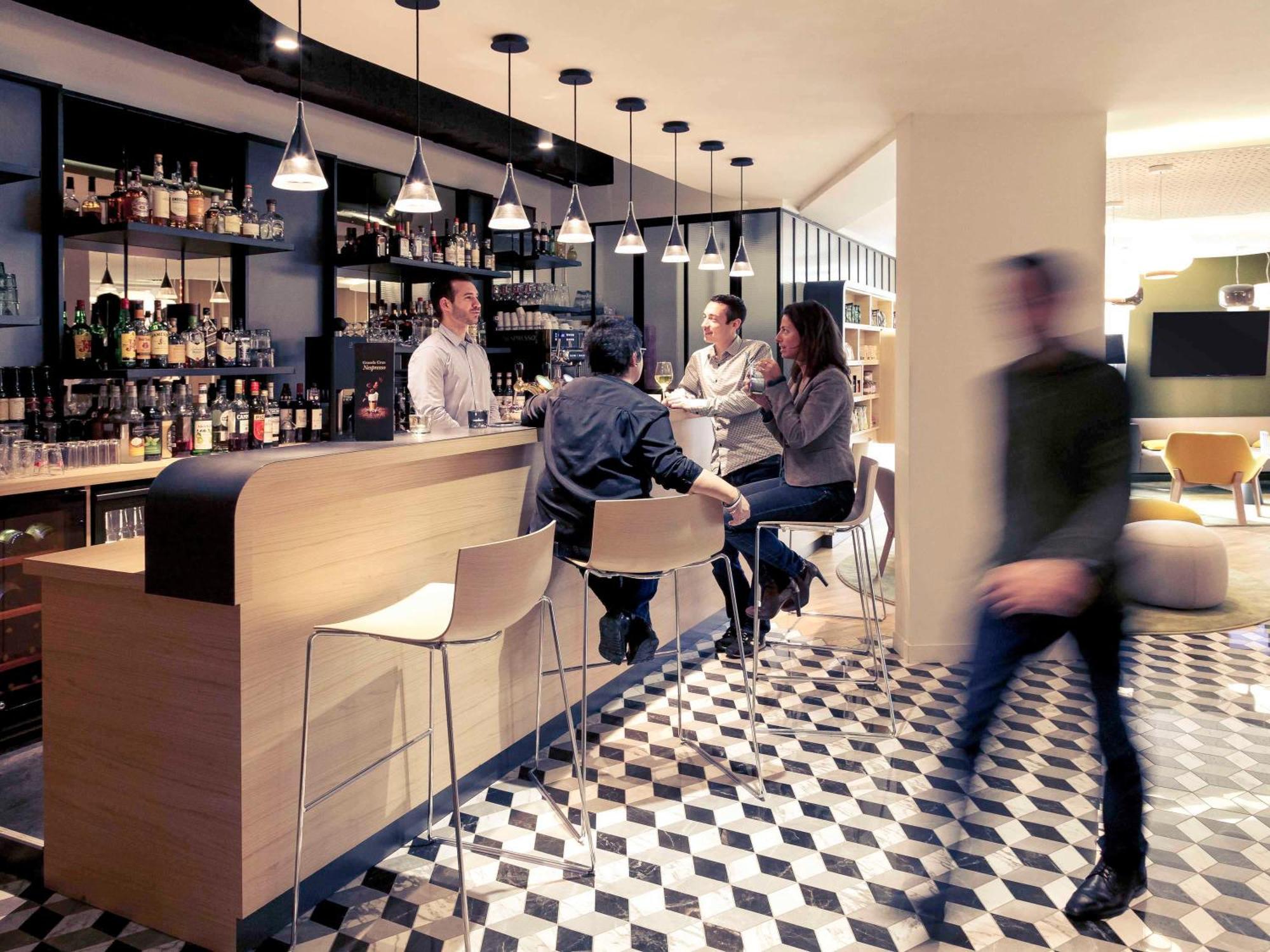 Mercure Centre Gare Hotel 4*