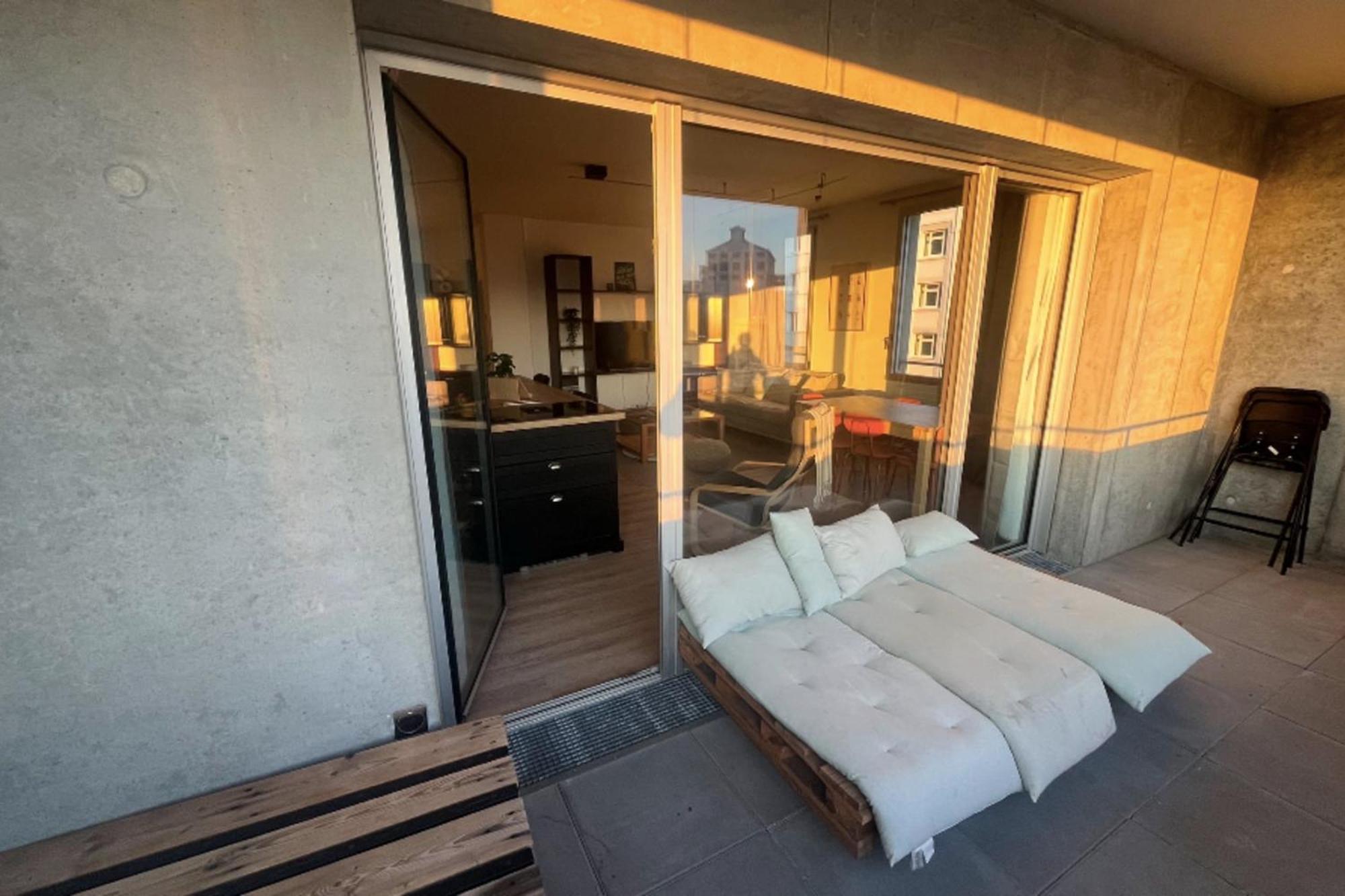 Appartement 3-bedroom With Spacious Balcony *