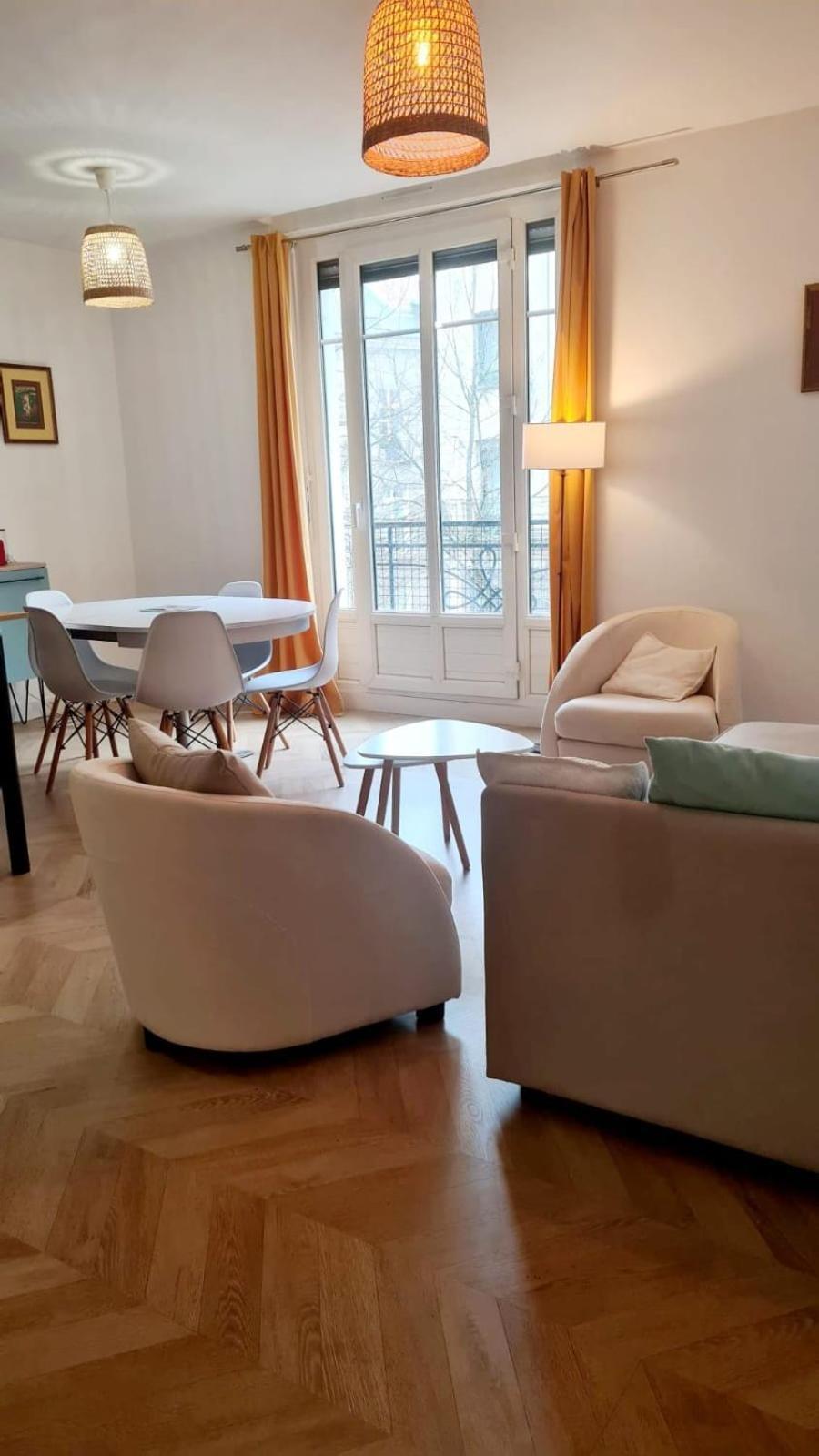 Le Cocon Du Batonnier - Graslin And Loire Are A Stone's Throw Away