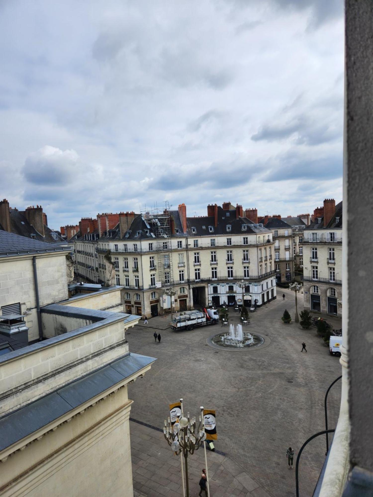 Appartement With Rooftop View Of The Graslin Theater Nantes