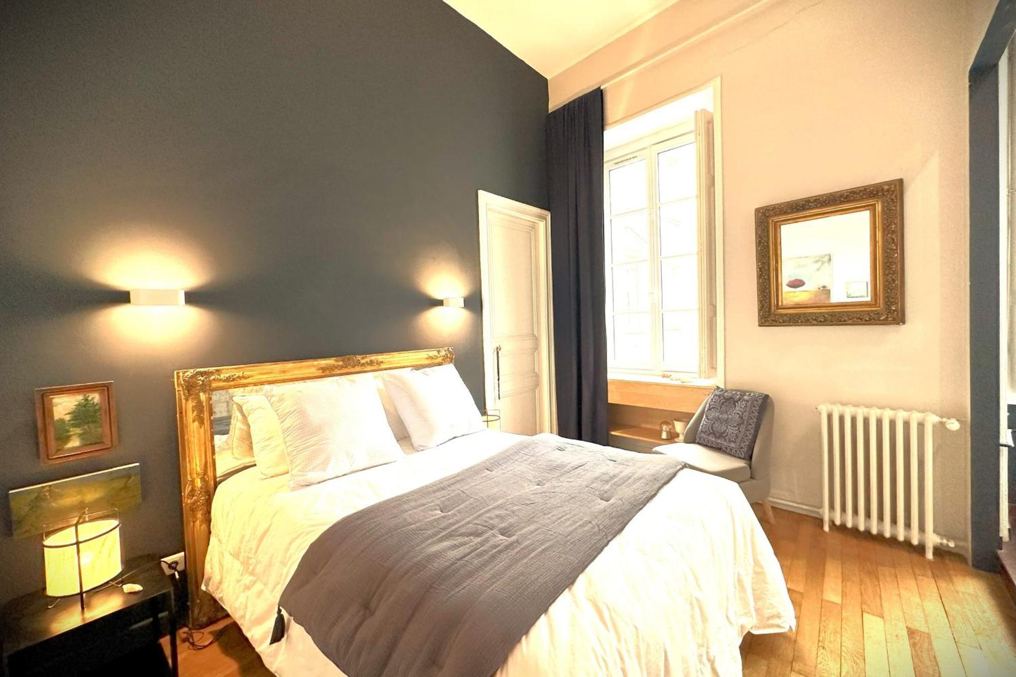 L'illustre-elegant Hypercentre-balcon *