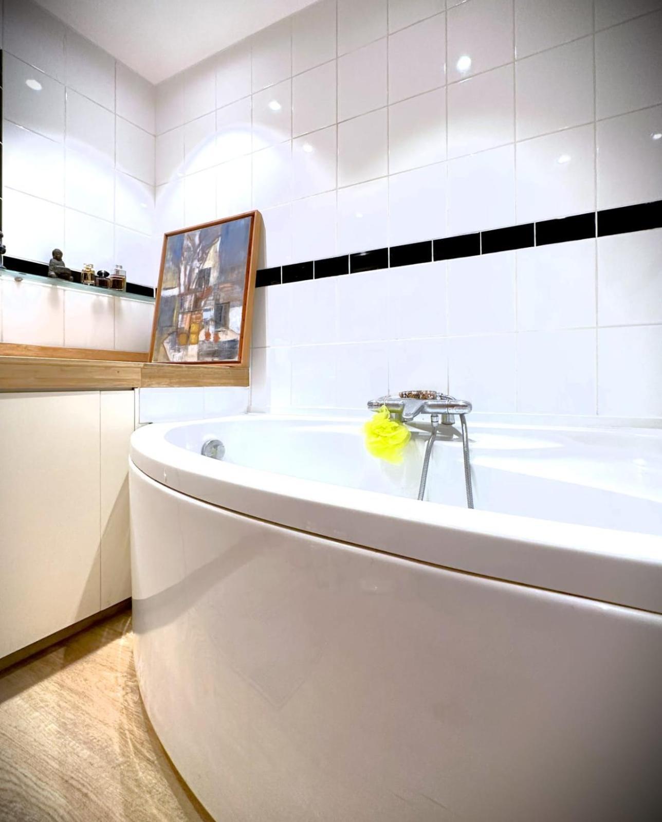 Appartement L'illustre-elegant Hypercentre-balcon *