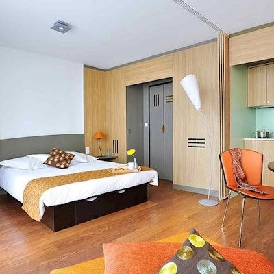 Adagio Centre