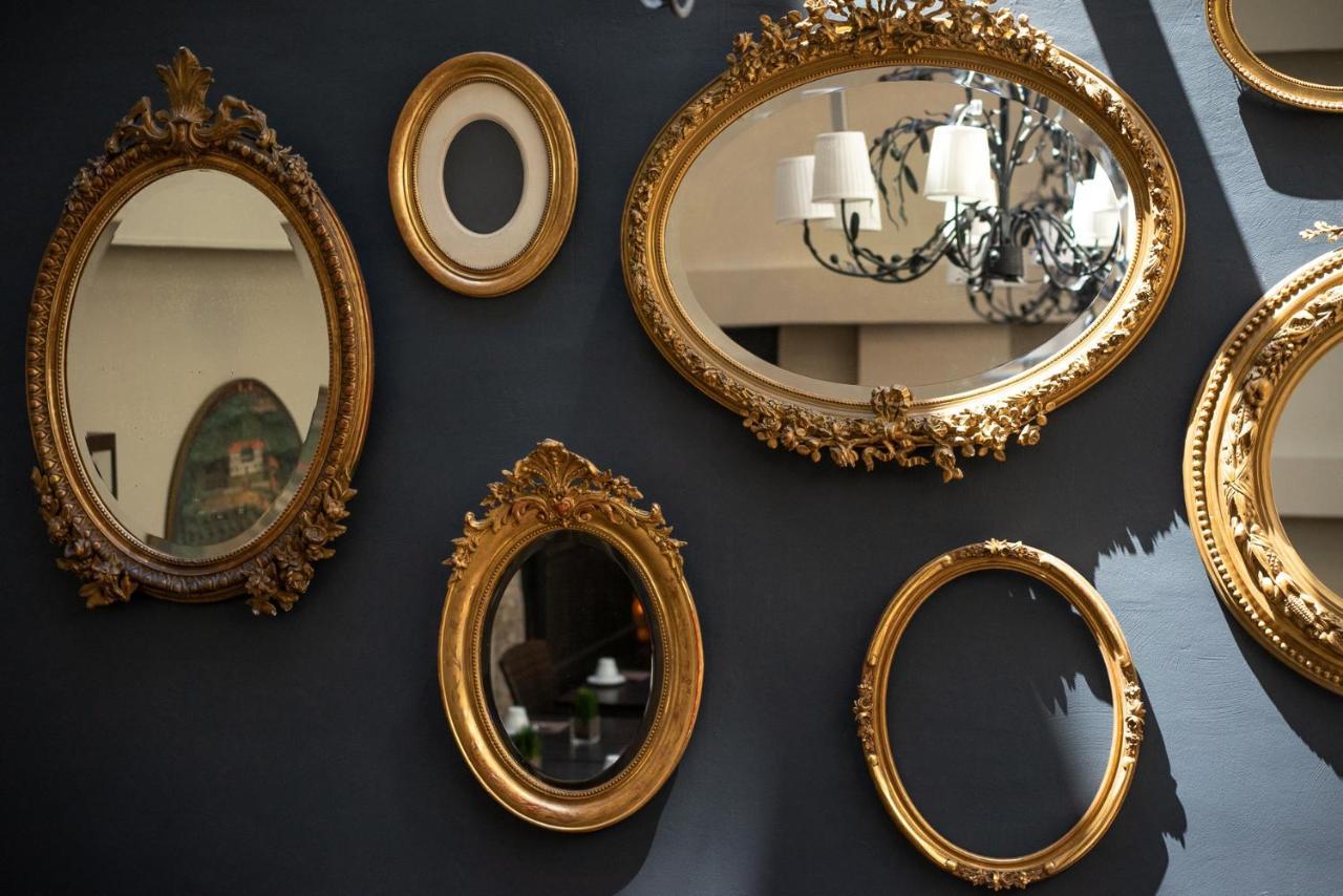 Voltaire Opera Centre Hotel 3*