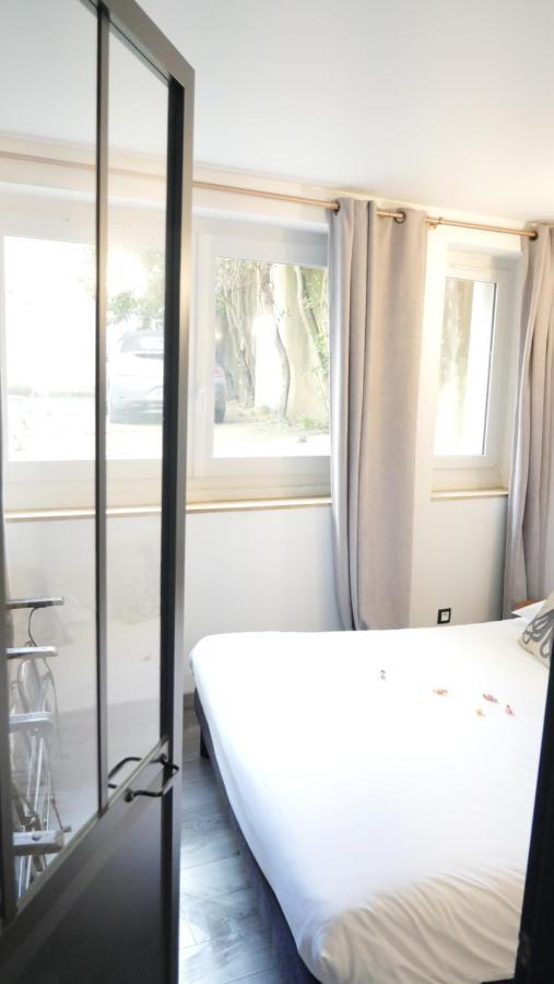 Surprenantes - La Cabane Du Capitaine Némo Ii Appartement