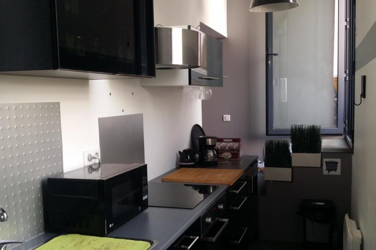 Nice 54m With Terrace In The Heart Of Apartment *