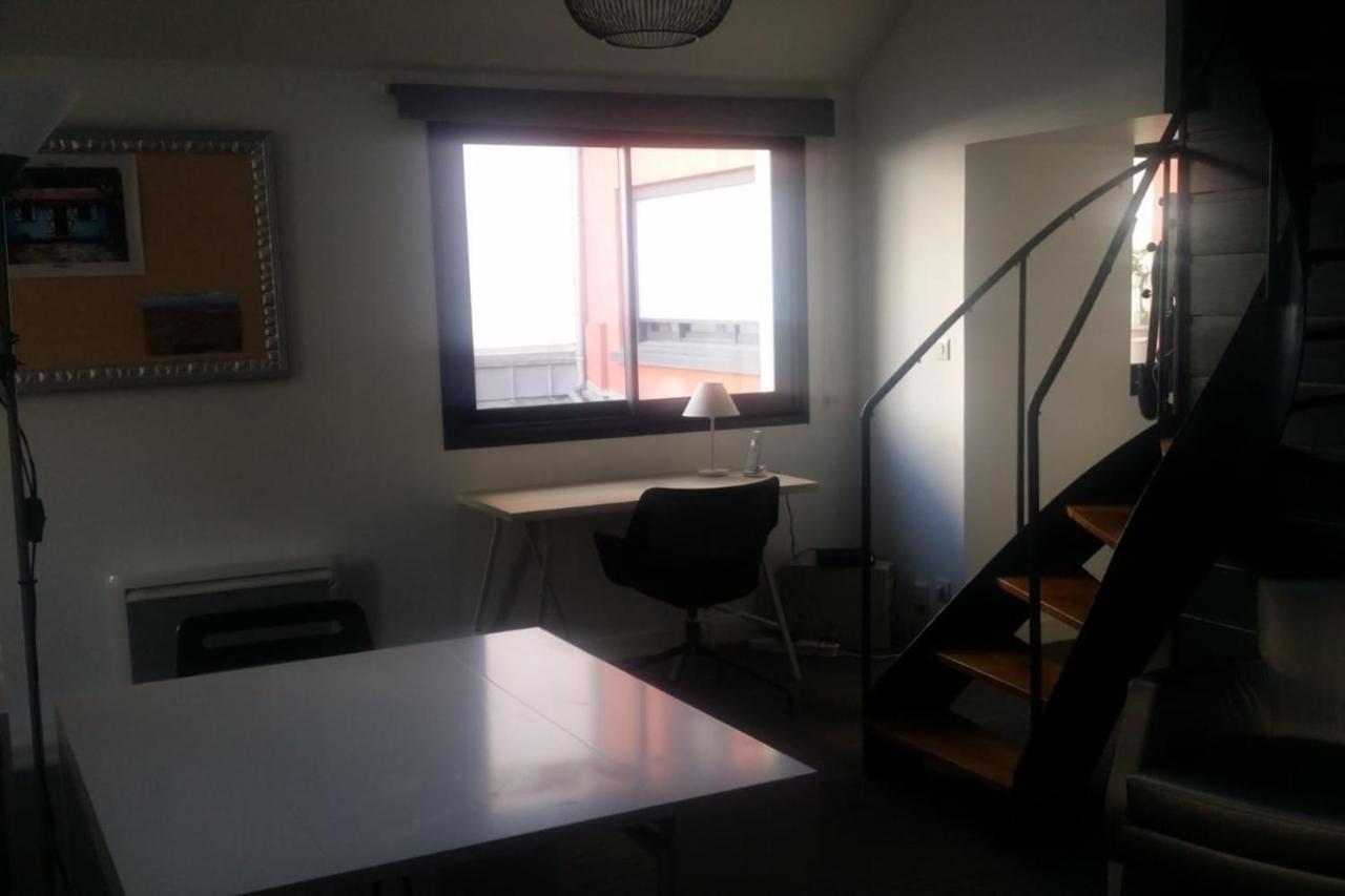 Nice 54m With Terrace In The Heart Of Apartment *