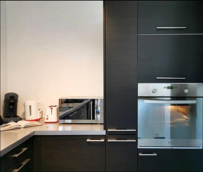 Chic 2chambres,70m²+balcon+parking+wifi * Nantes