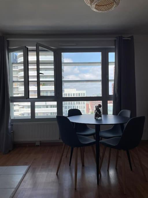 En Hypercentre Proche Gare Sud Appartement *