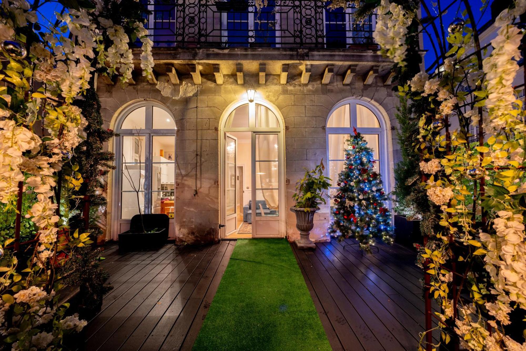 Terrasse Royale Au Coeur De Nantes