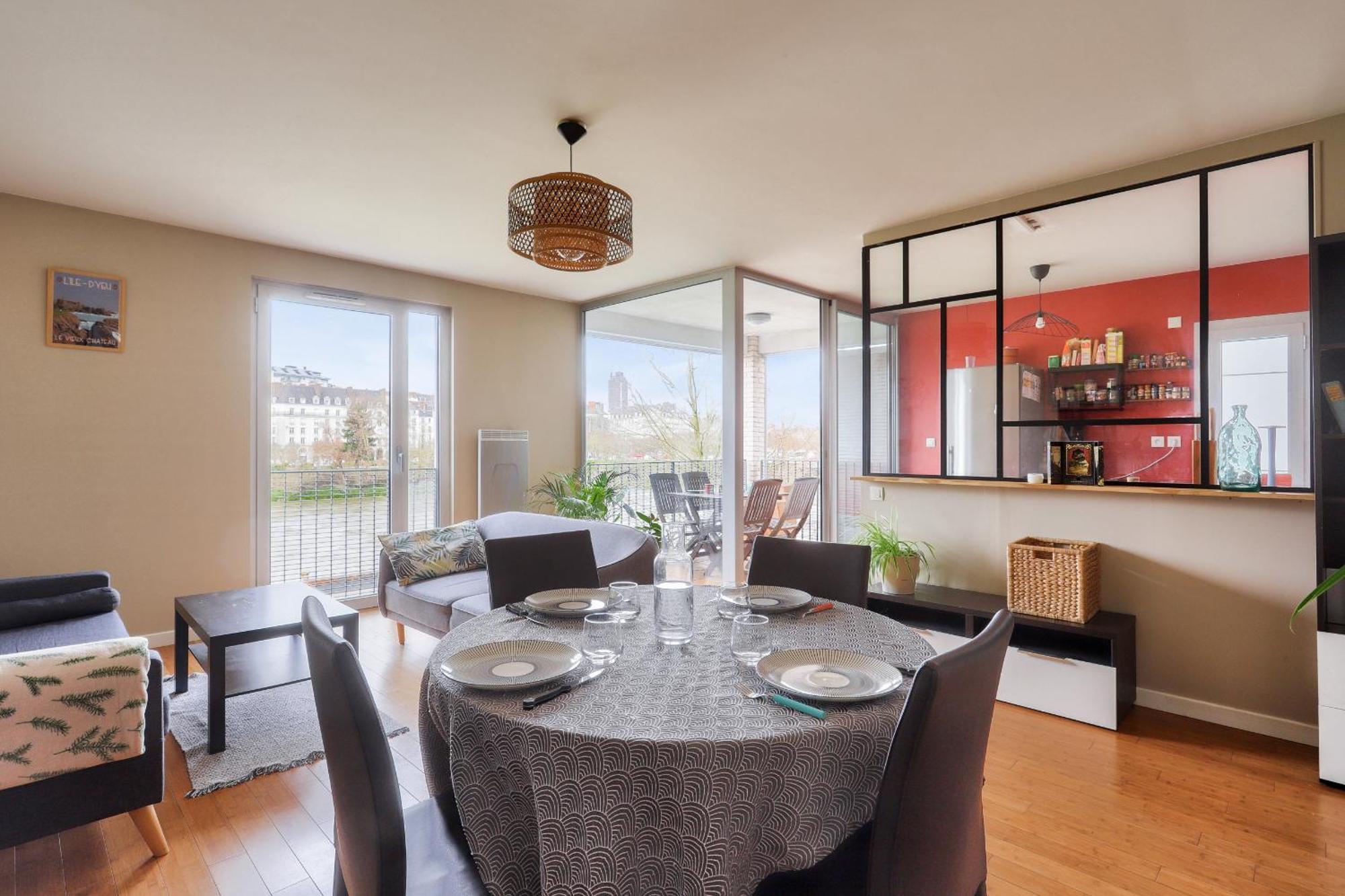 Appartement Sejour Sur L'ile De Avec Vue Sur La Loire Nantes