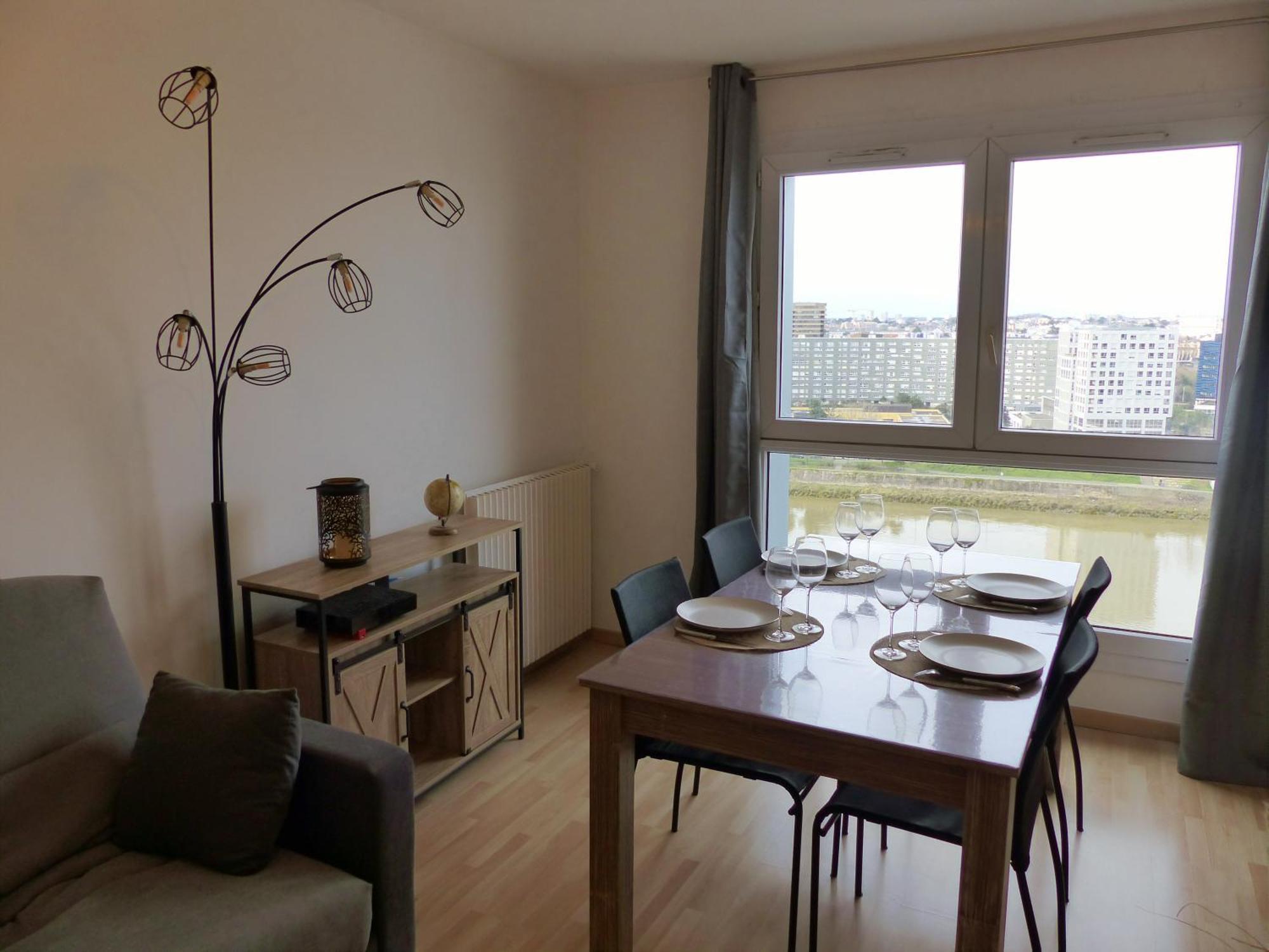 Vulcain 4, 14eme, Ile De Nantes, Vue Exceptionnelle Avec Parking *
