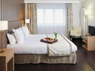 Appart hôtel Residhome Berges De La Loire 4*