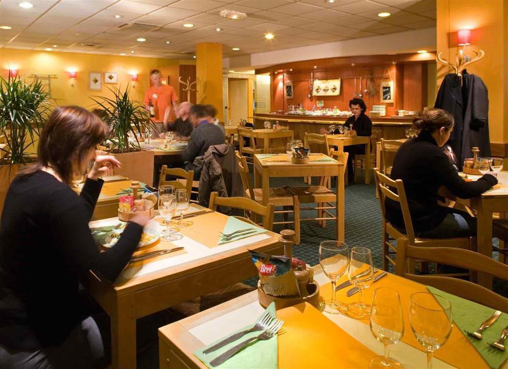Hotel Ibis Centre Gare Sud 3*